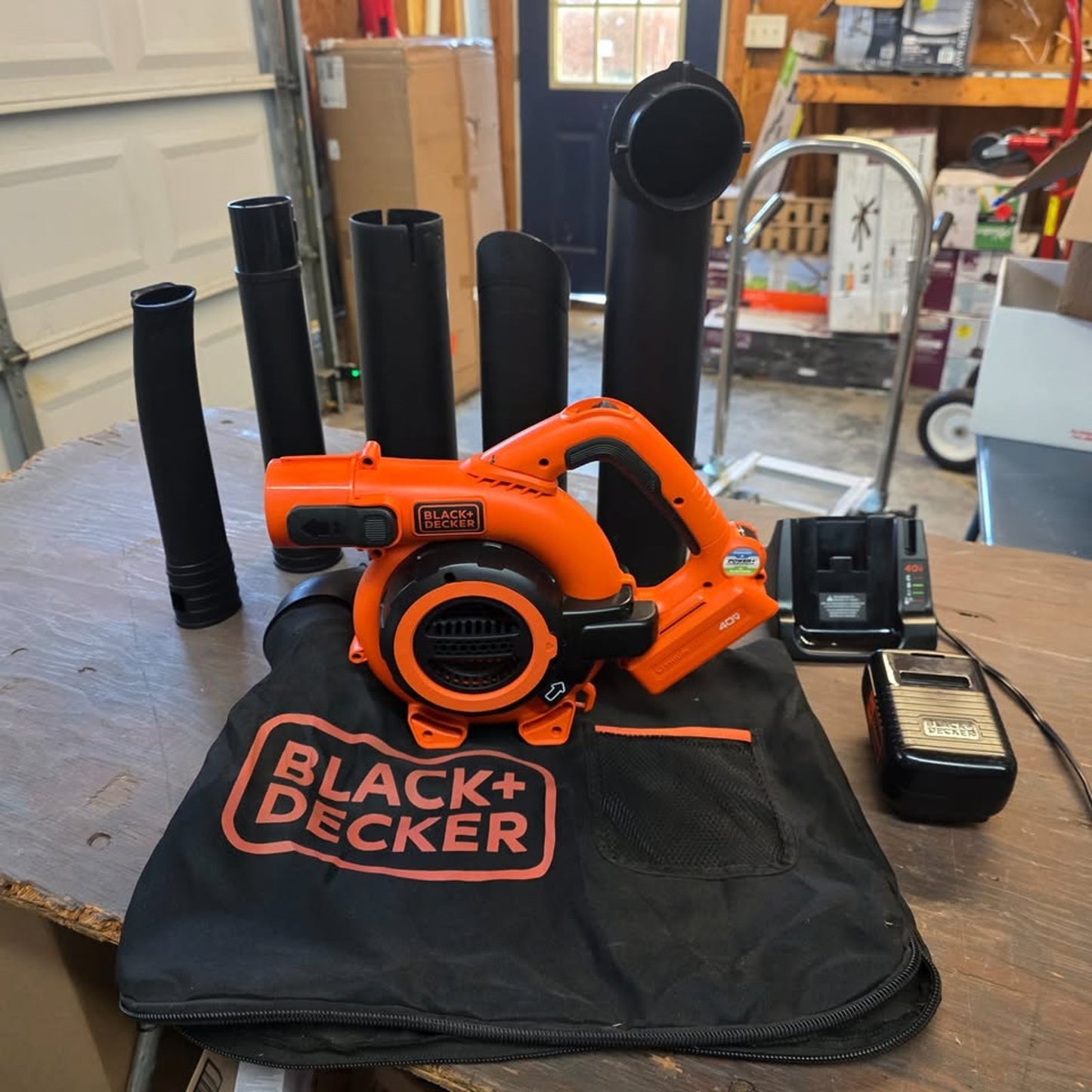 BLACK+DECKER 40V  Leaf Blower & Vacuum w/ Battery & Charger